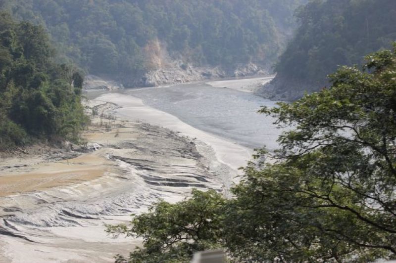 teesta-a-himalayan-glacier-sourced-river-which-rises-from-the-eastern-himalayas-is-dammed-at-the-teesta-barrage-at-siliguri-west-bengal-e750ddbadfb2c5d6ff31b6649232807a1650785769.jpg