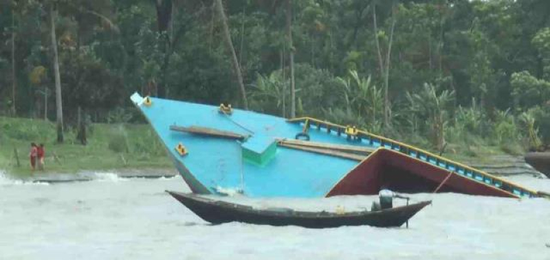 waterbus-sinks-in-the-buriganga-killing-four-on-late-sunday-unb-abc1211e31556b69a74eeaf93f7663491689569731.jpg