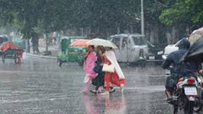rainfall-in-dhaka-city-on-friday-morning-c3c9cf5b3d9d246600c77e57b5faf3bf1722061858.jpeg