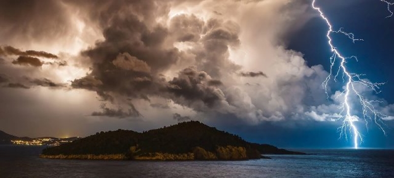 across-the-world-more-incidents-of-extreme-weather-events-are-being-recorded-76bb1f30c0be0f3e8d3000d2efffa0811730482293.jpg