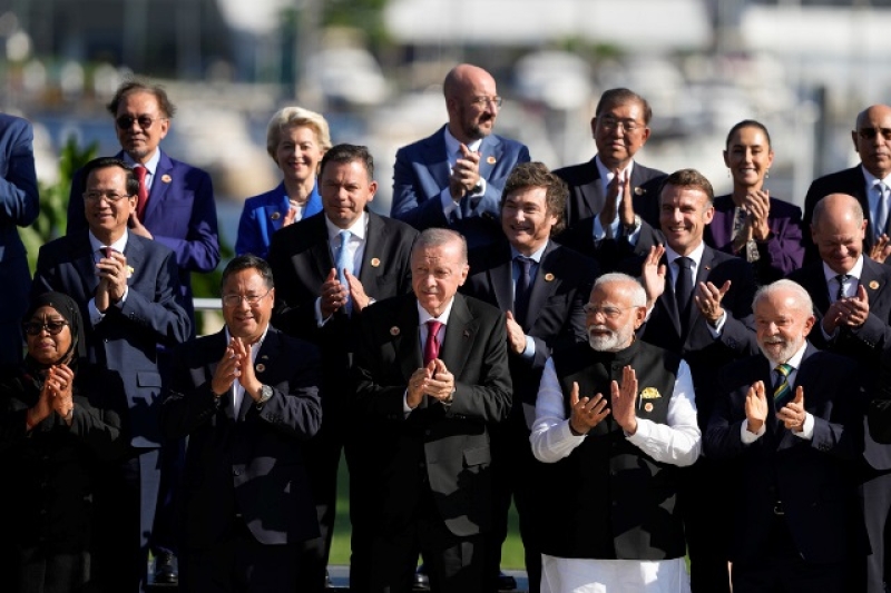 g-20-photo-92755c1cf575606c4f48d923d16dddba1731995169.jpg