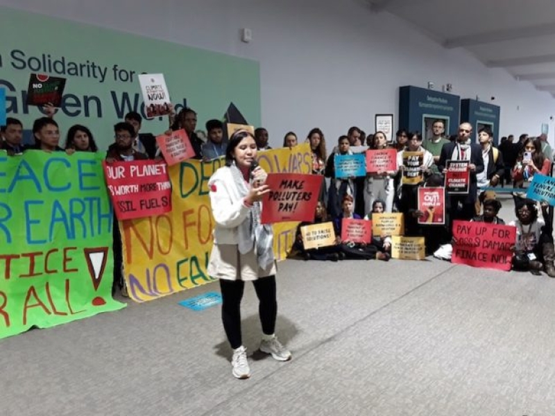alab-mirasol-ayroso-making-her-speech-during-the-youth-action-in-the-hallways-of-cop29-baku-8eff05093c51f6fe3ec8a5af948827151732040956.jpg