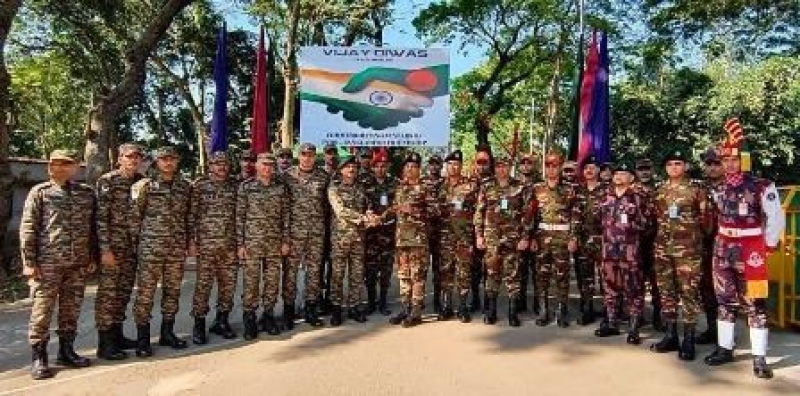 members-of-armed-forces-of-the-two-countries-came-together-at-the-agartala-akhaura-border-on-the-occasion-of-the-victory-day-on-monday-1-c5056ed0e5342ec9c2d454982019619c1734371349.jpg