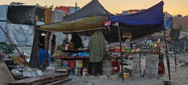 a-makeshift-store-in-gaza-where-ongoing-israeli-bombardment-has-damaged-or-destroyed-170812-structures-or-69-per-cent-of-the-total-according-to-unosat-analysis-01af628721dcf0572a4f50670254b0031734537874.jpg