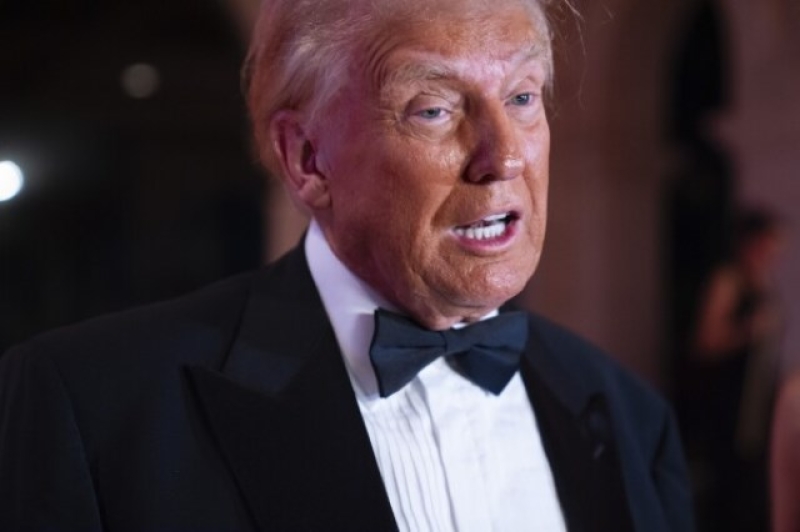 trump-photo-up-cd976f1439056236ad3199aef7df911e1735709606.jpg