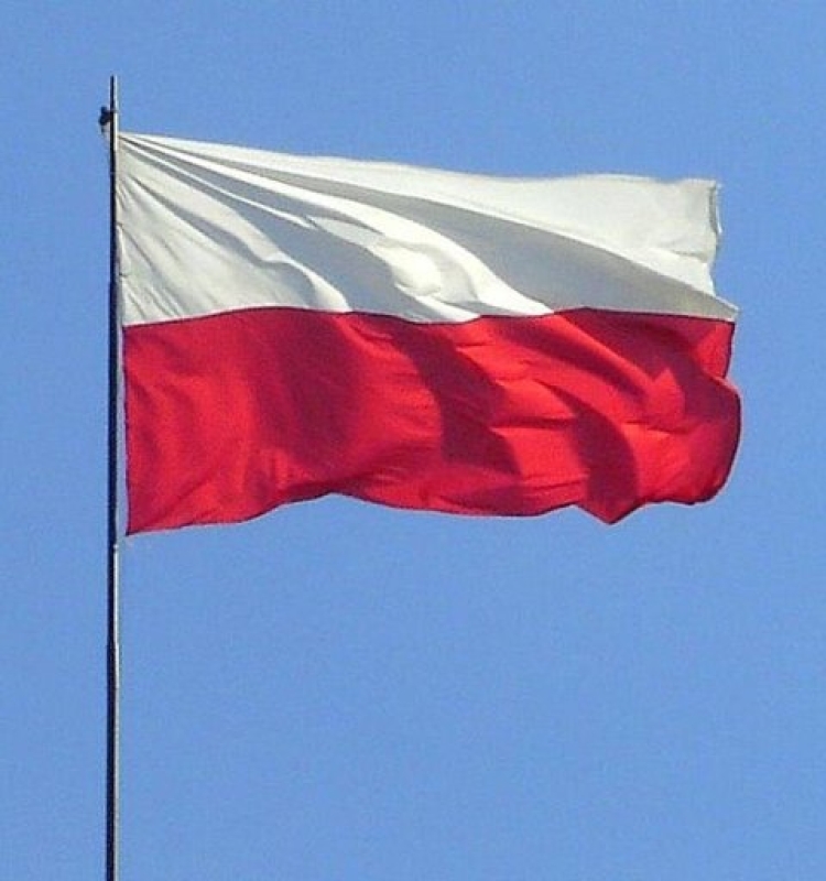 flag-poland-5a2f4c44106a820601ff6665d56521a81735930774.jpg