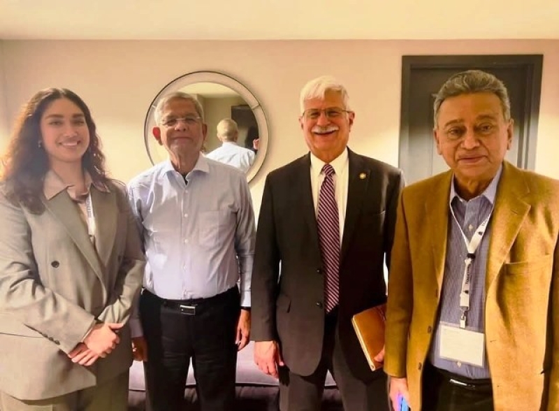 a-bnp-delegation-comprising-mirza-fakhrul-islam-alamgir-amir-khashru-mahmud-chowdhury-and-zaima-rahman-met-robert-a-3d07fdfcf61bc765f7eb04de30648e131738813389.jpeg