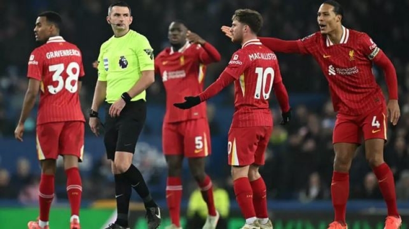 liverpools-van-dijk-frustrated-to-draw-evertons-cup-final-72e1e938e180848b17e34250c05296ad1739438770.jpg