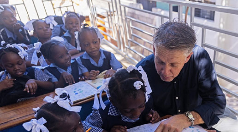 unicef-global-spokesperson-james-elder-visits-a-school-in-port-au-prince-6c6385ab5a8baf696e76a94335d9792a1739425224.jpg