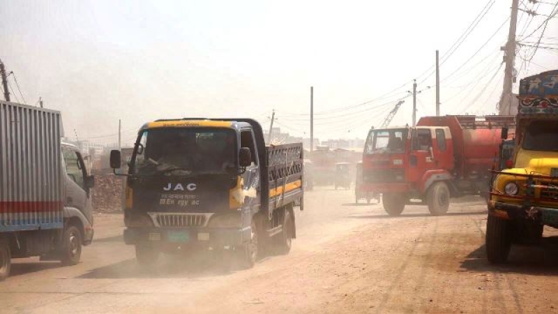 air-pollution-in-dhaka-on-saturday-morning-d04f7f40e2a5d939dfc26d7b40a2d94c1745035523.jpg