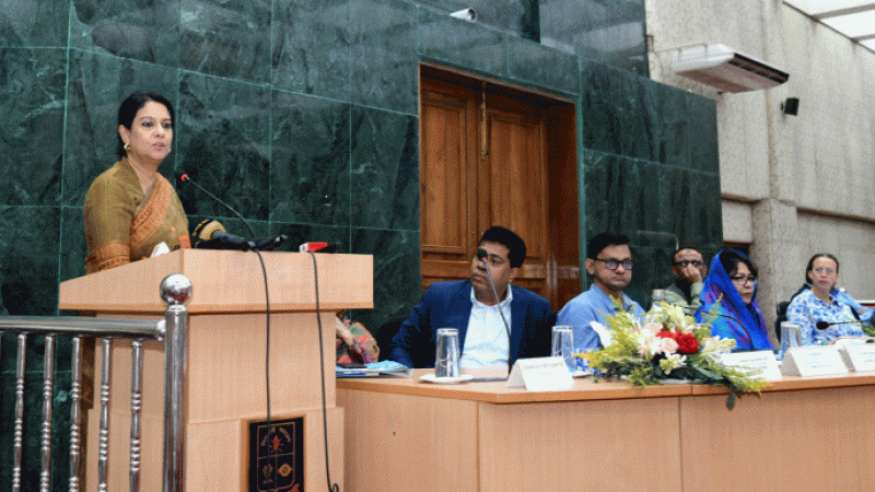 rizwana_jute-e16d6b624e9c2db798ad59e4dbaa0a8b1745056485.gif