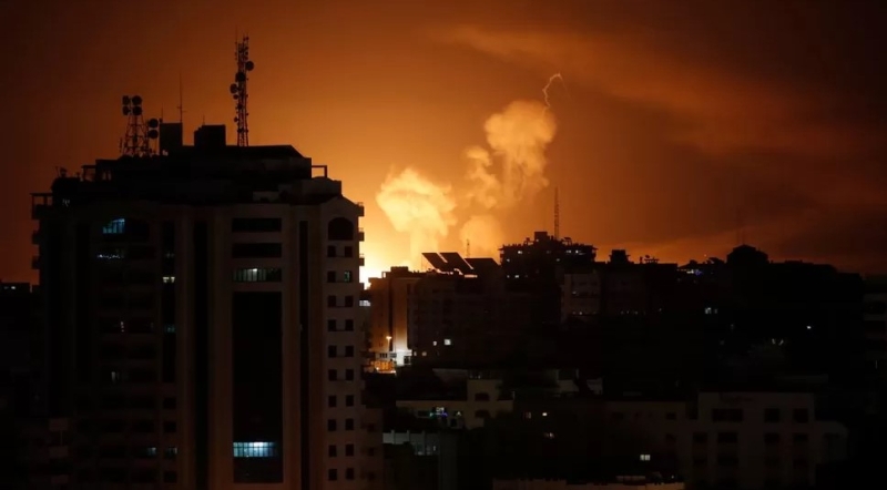 israeli-strike-on-gaza-city-on-late-april-6-619c5b2588d12287bc9908c1c9e993df1752687644.jpg