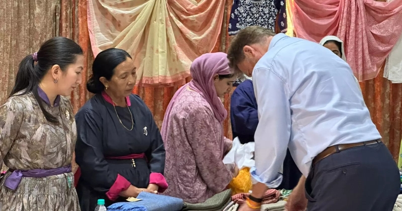 sewa-bazaar-opened-on-friday-at-the-maitree-hall-on-the-bangladesh-high-commission-premises-in-new-delhi-92e7ffcf714c360a7f773712d36679231760153707.jpg