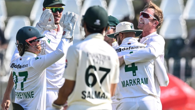 harmer-stars-as-south-africa-beat-pakistan-to-draw-series-c2808d1d2a262f64cf15be8a43368de01761208671.jpg