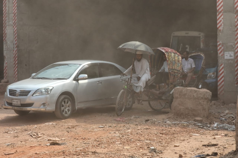 air-quality-of-dhaka-was-unhelthy-on-monday-morning-f2595f44e25a34b6cfa4cdfd58a4050e1761281159.jpg