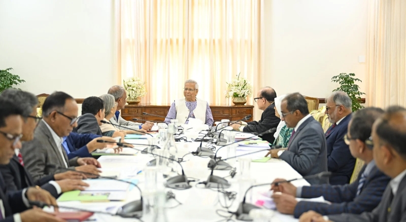 chief-adviser-dr-muhammad-yunus-hears-a-report-from-the-bangladesh-food-safety-authority-bfsa-showing-the-severity-of-food-contamination-on-sunday-7-dec-2025-b8e31351a35e5a30892bece17dec6cb61765167493.jpg