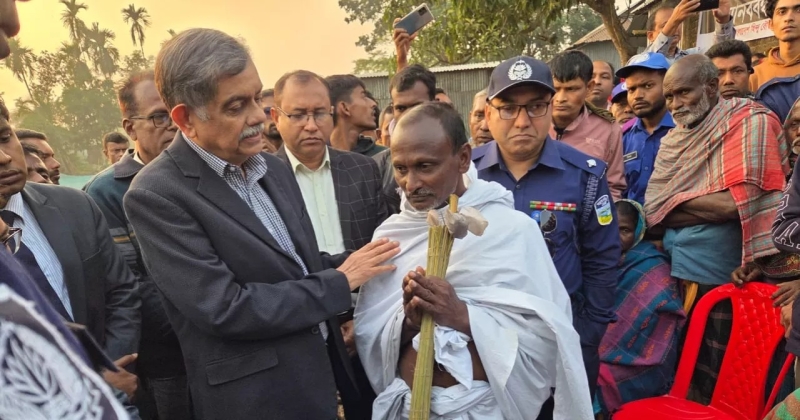 on-behalf-of-the-interim-government-education-adviser-prof-cr-abrar-visited-the-family-in-mymensingh-on-tuesday-871ff82003295e27a93fe80be97cf2fc1766549129.jpg