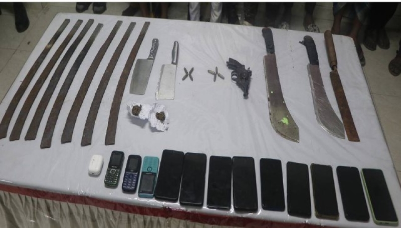 arms-and-ammunition-recovered-from-12-men-arrested-from-geneva-camp-on-friday-2a5551ffffc7388d5d7555aec2988d4e1769148545.jpg