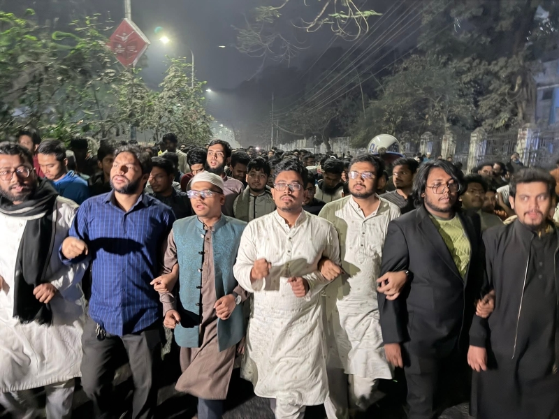 midnight-protest-on-dhaka-university-campus-on-wednesday-protesting-the-killing-of-jamaat-man-in-sherpur-6957e72df92472488c6d267a90cdc59b1769658004.jpg