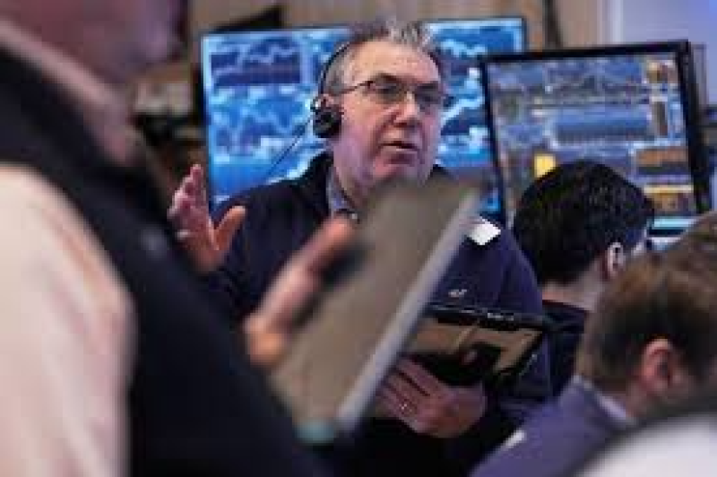 stock-trader-john-bishop-works-on-the-floor-of-the-new-york-stock-exchange-friday-feb-7b01f274d5e513377bdfdcc9f301eb871772469176.png