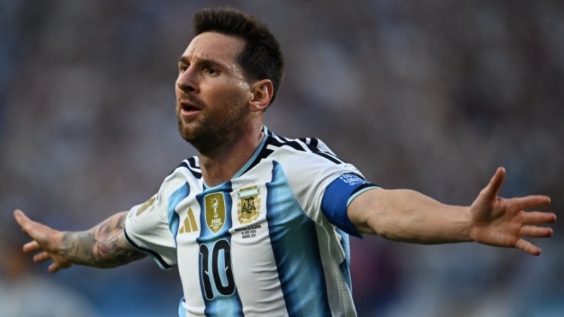 messi-1463ccd2104eeb36769180b8a0c86bb61782023088.jpg