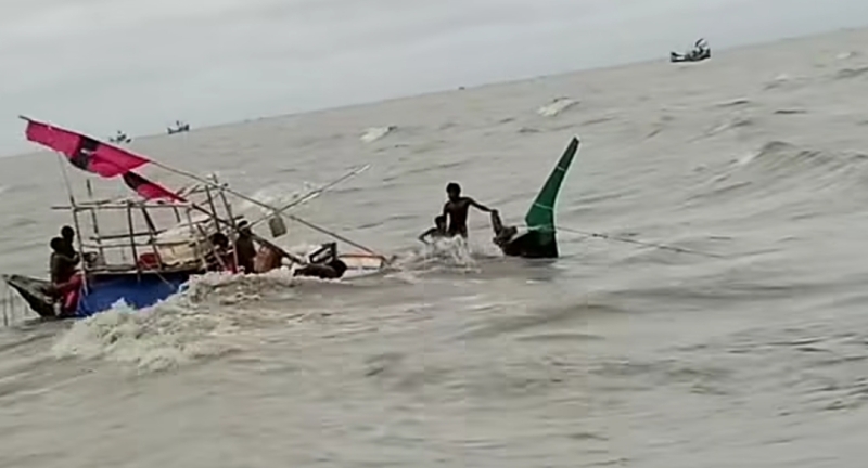 twelve-fishermen-survive-after-battling-for-12-hours-at-rough-sea-on-thursday-ad04e92a2bb95e7ed6e011e0b8e931631783622711.jpg