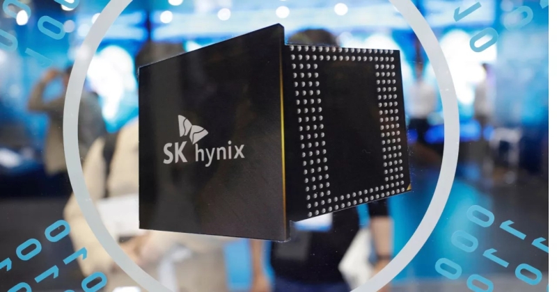 a-logo-of-sk-hynix-is-seen-at-korea-electronics-show-in-seoul-south-korea-on-oct-b292c85b8e3960996b47c58faa885b6b1783936928.jpg