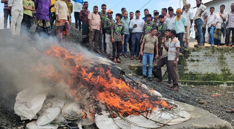1000-pieces-of-banned-chinese-gillnets-seized-and-destroyed-2238bce048dded49a9a98d8e82a4faf21784140469.jpg