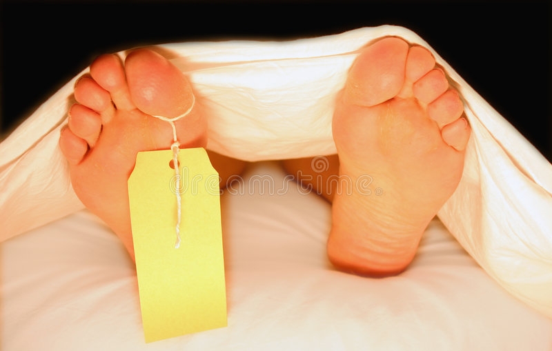 dead-body-0eb37057444ee8c22523bc90e3c7df2d1786728107.jpg