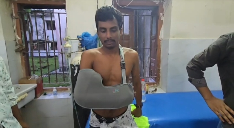 an-injured-worker-at-kalapara-hospital-on-tuesday-25-august-2026-b2f1f075b9fefc84c0b67b6f2a2753011787678237.jpg