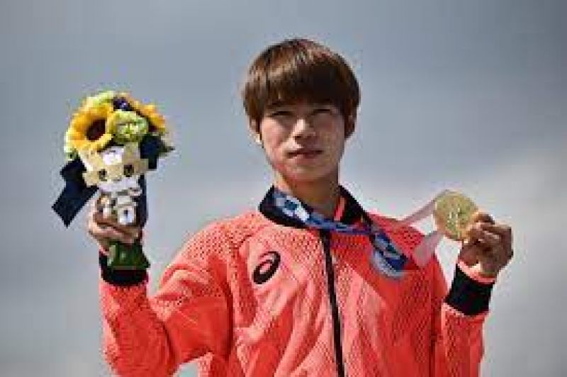 japan-celebrates-gold-rush-on-day-of-upsets-at-olympics-ae0f26f7c5b588bdfbb00f5764bfc3821627223969.jpg