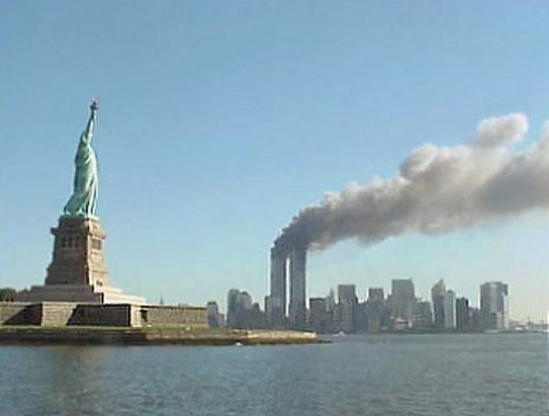 september-11-attacks-in-new-york-city-e7ca308fc7113ea1b1bfa635c2bff8271631346018.jpg