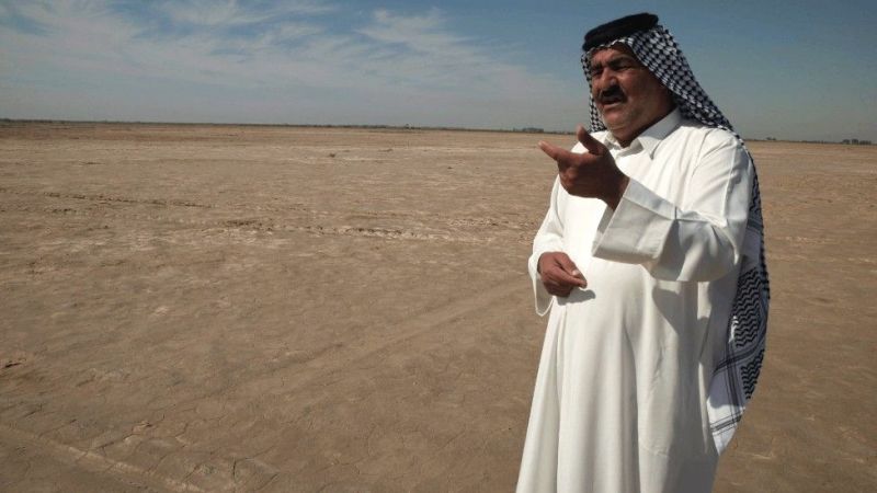 an-iraqi-farmer-explains-his-fertile-land-has-turned-dry-and-barren-bbc-news-727c2fad106f47a7be47fcfa1d1f06711631602804.jpg