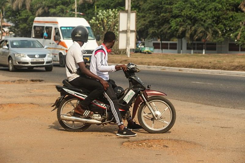 motorbike-on-the-road-2469c39d7503365b710712ee0dea479a1632385107.jpg