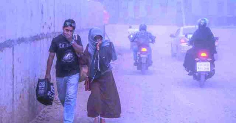 air-pollution-in-a-dhaka-street-dec4a886db65dbd9163cdb207cf4b1cc1641724646.jpg
