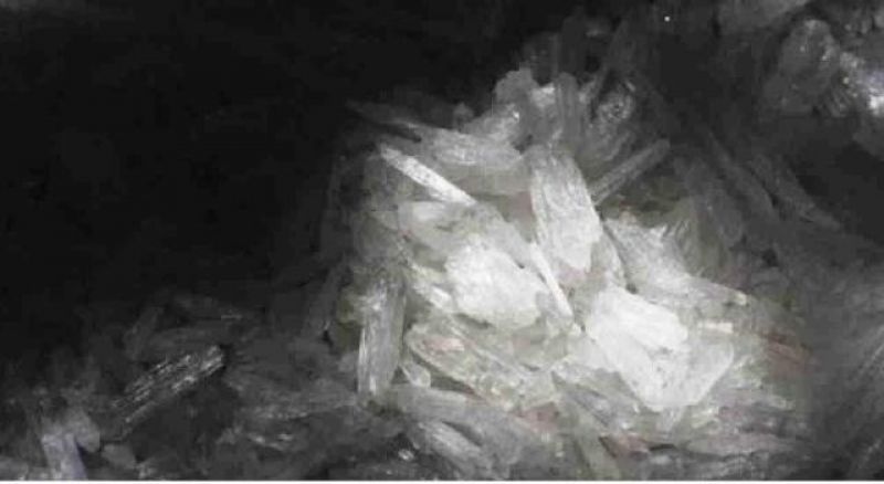crystal-meth-or-ice-recovered-in-coxs-bazar-1ffa17e9f78f92277d086a0835186d8e1642741813.jpg