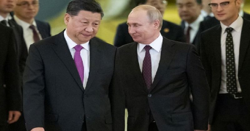 chinese-president-xi-jinping-and-russian-president-vladimir-putin-enter-a-hall-for-talks-in-the-kremlin-in-moscow-russia-june-5-2019-3341e4b4db4f4411d3f9f815e3876bbd1644250545.jpg