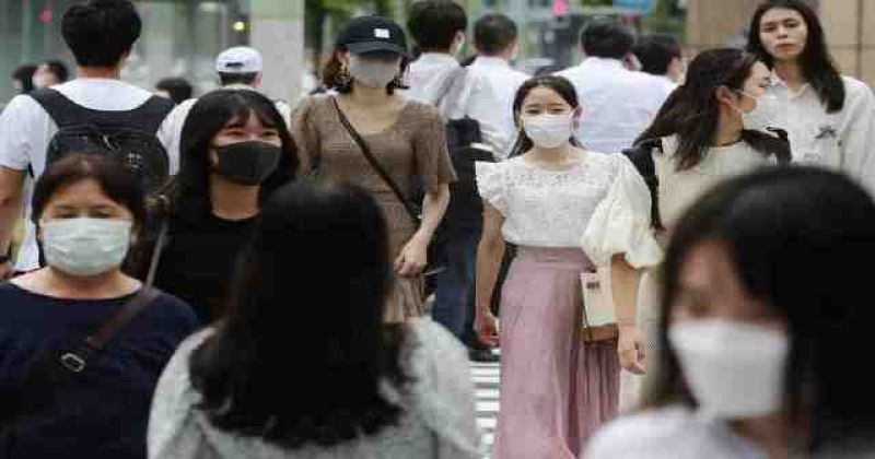 covid-19-face-mask-is-one-of-the-major-safety-measures-against-coronavirus-a413f449508674c6fb2a244781a382b51645365506.jpg