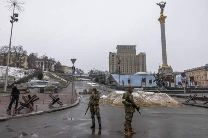 conflicts-ukraine-soldiers-at-defence-positions-abfc334cc9ed62d50d712695531801541646294521.jpg