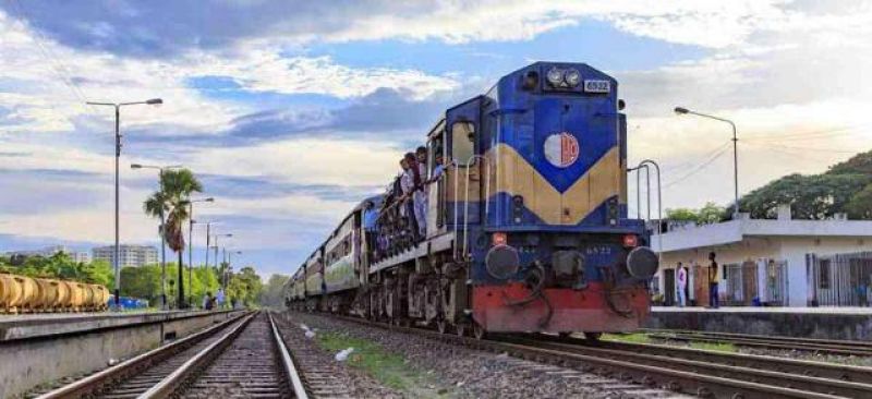 train-of-bangladesh-railway-1260397e0bc30b042e75d9327a55263b1646816663.jpg
