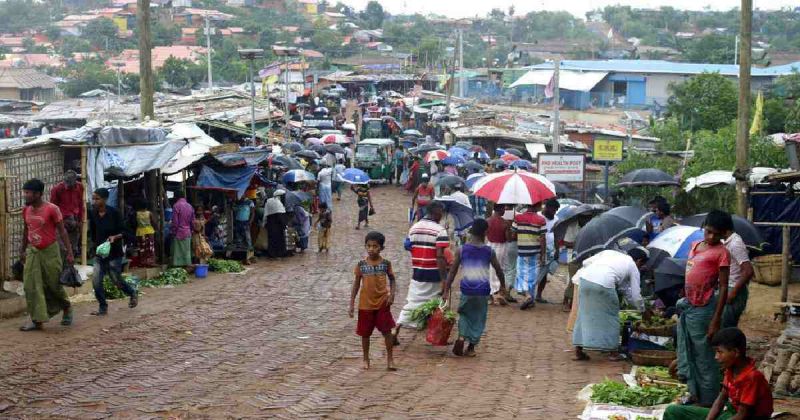 wayside-kutcha-market-at-the-rohingya-camp-in-ukhiya-coxs-bazar-77123778a595d06a03f9209fcdd7e63d1654861648.jpg