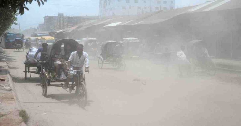 air-pollution-in-a-street-of-capital-dhaka-96111da1a260abdffc018b8890833fe71663824193.jpg