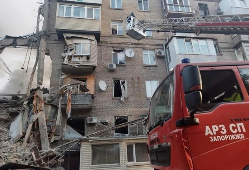 rescuers-work-on-a-scene-of-building-damaged-by-shelling-in-zaporizhzhia-ukraine-thursday-oct-ef21c3dfa5ad4b2badce92ca6dce8e6e1665120643.jpg