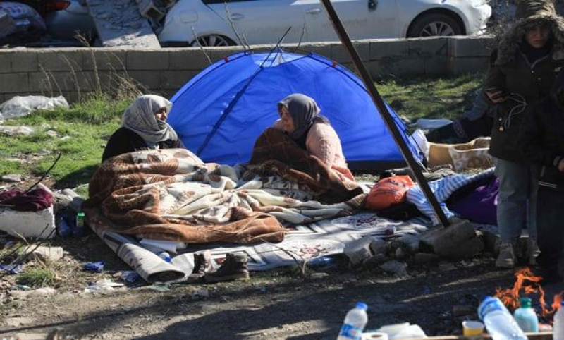 earthquake-survivors-of-turkey-in-makeshift-tent-357c311309deb97567ec22a01d729ace1676008751.jpg