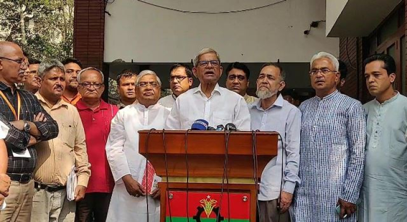bnp-secretary-general-mirza-fakhrul-talking-to-reporters-after-a-meeting-with-the-left-alliance-04ab3d81d6f4dcb9643b980b4c9674091678038187.jpg