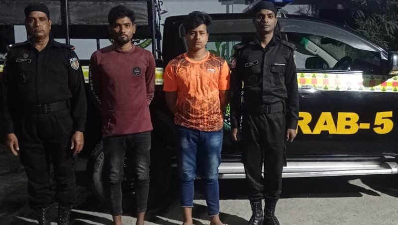 two-youngmen-were-held-allegedly-with-pensidyl-in-chapainawabganj-on-tuesday-384b965a1355c4e41e0af6321b17476a1678774390.jpg