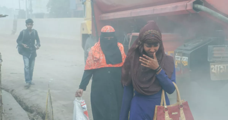 air-pollution-makes-this-women-to-react-on-a-dhaka-road-on-saturday-dd8782fca2d5b40fdc54dd9d39b808a61680331366.png