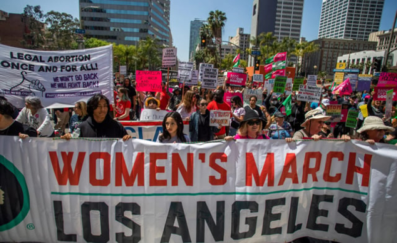 abortion-rights-activists-protest-at-us-supreme-court-afp-cc4a8bb640e5ee34cd440e6b484e5af21681624916.jpg