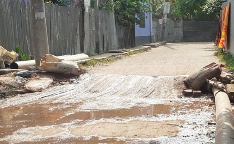 sand-business-obstructing-road-in-kalapara-e00cc9a000faad6a7869d32ec9c660761685722105.jpg