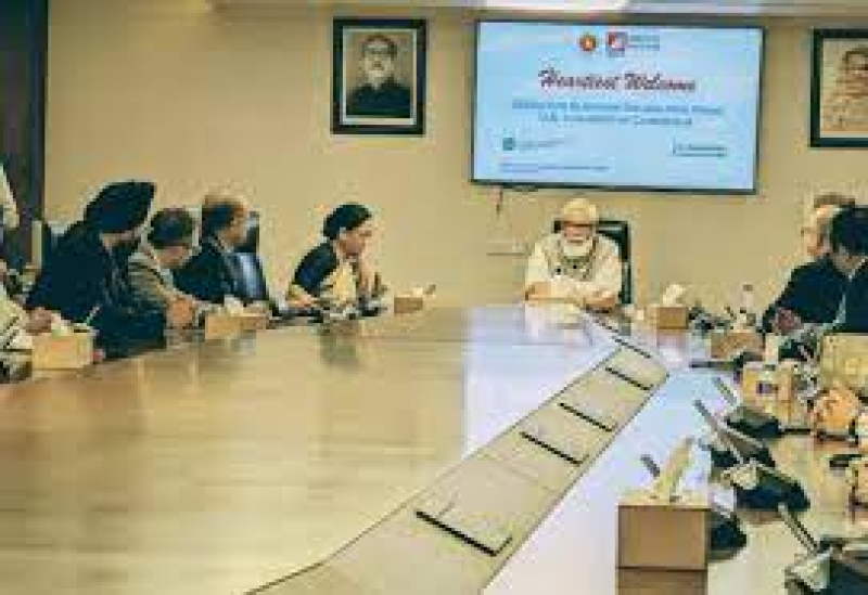 salman-f-rahman-talking-to-reporters-after-a-meeting-with-a-delegation-of-the-us-chamber-of-commerce-in-dhaka-on-tueesday-8069aa8dede70a4375b397b9d7a3097a1695491572.jpg